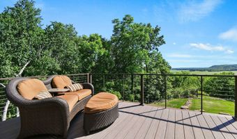 7040 Loy Rd, Arena, WI 53503