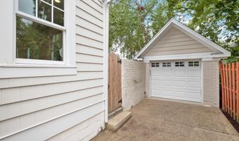 3118 17TH St N, Arlington, VA 22201