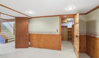 819 9th Ave, Anoka, MN 55303