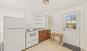8 Herring Pond Rd, Bourne, MA 02532
