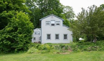 53 Henry St, Amherst, MA 01002