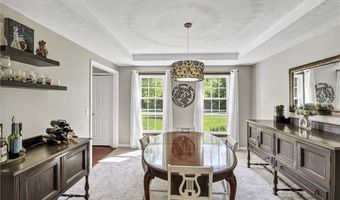 705 Lake Trl, Aurora, OH 44202