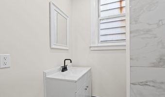 31 Bertha St, Albany, NY 12209