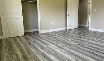 104 LAKE FRONT Dr, Dover, DE 19904