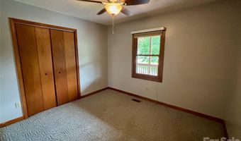 21 Ashwood Dr, Asheville, NC 28803