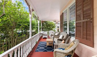 109 CENTRE St, Beach Haven, NJ 08008