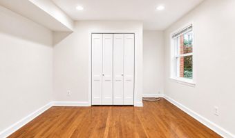 3927 PENNSYLVANIA Ave SE 101, Washington, DC 20020