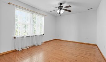87 Cottage St, Bayonne, NJ 07002