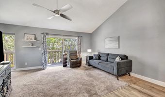 7700 Parkway Dr 17, La Mesa, CA 91942