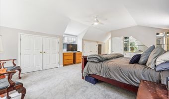 8201 HECTIC HILL Ln, Rockville, MD 20854