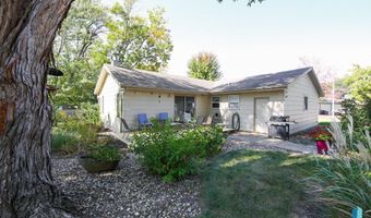 1601 E Sylvan Cir, Brandon, SD 57005