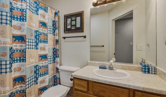 5802 SYCAMORE Rd, Cheyenne, WY 82009