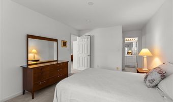 10140 Shapfield Ln, Affton, MO 63123