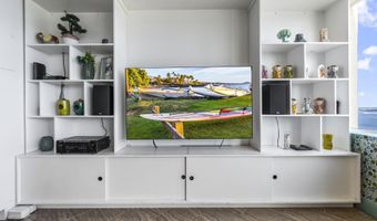 111 KAHULUI BEACH Rd A426, Kahului, HI 96732