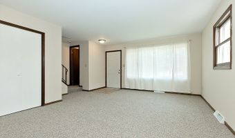 522 North Ave, Antioch, IL 60002