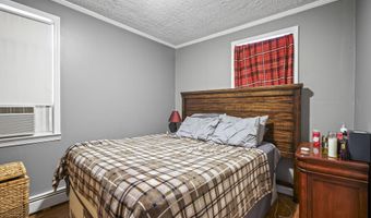 40 Avenel St, Avenel, NJ 07001