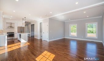 953 High Rd, Berlin, CT 06037