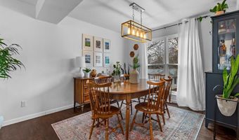 413 Holly Garden Ct, Ballwin, MO 63021