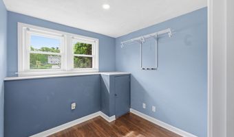6 Valerie Ave, Billerica, MA 01821