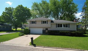 1715 Gateway Dr, Albert Lea, MN 56007