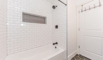 1836 Virnankay Cir, Ann Arbor, MI 48103