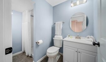 672 Berrywine Ln, Arnold, MO 63010