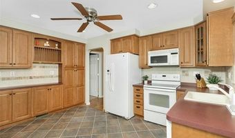 8422 Niver Ave, Allen Park, MI 48101
