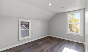 1119 N RICHMOND St, Appleton, WI 54911