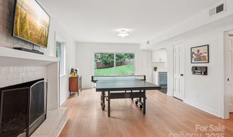 6038 Old Providence Rd, Charlotte, NC 28226