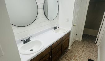1028 Lakeview Ln NW, Arab, AL 35016