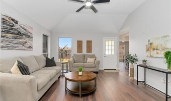 302 Cherokee Trl, Alvarado, TX 76009