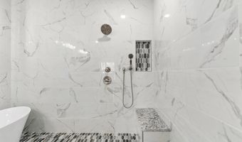 205 Lindsey Ave, Adair, OK 74330