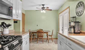 908 38th Ave, Anoka, MN 55303