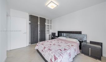 3675 N Country Club Dr 2303, Aventura, FL 33180