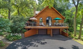 723 N River Rd, Algonquin, IL 60102