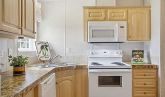 55716 Keith St, Astor, FL 32102