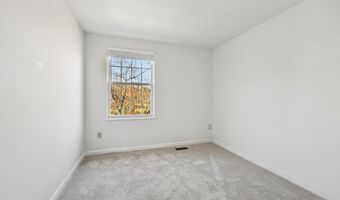 43494 POSTRAIL Sq, Ashburn, VA 20147