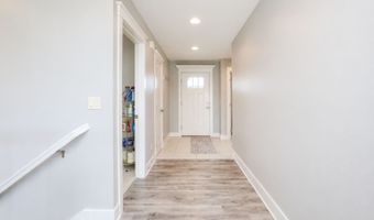 2013 NW Woodland Ct, Ankeny, IA 50023