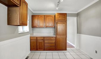 37 Maxwell Rd, Indianapolis, IN 46217