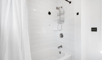 249 Keller St, Bayville, NJ 08721