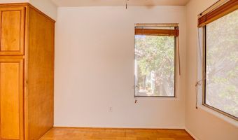 3060 Casey Dr 201, Las Vegas, NV 89120