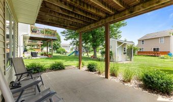 827 SW 46th St, Ankeny, IA 50023