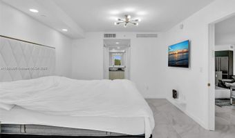 9821 E Bay Harbor Dr 302, Bay Harbor Islands, FL 33154