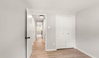 5141 BRADFIELD Dr, Annandale, VA 22003