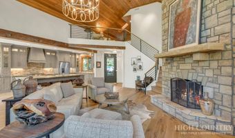 30 Crestview Ln, Banner Elk, NC 28604