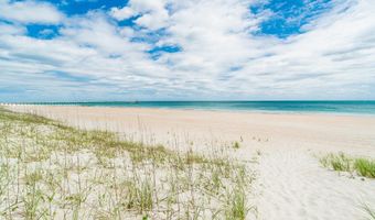 202 Dobbs St C, Atlantic Beach, NC 28512