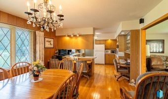 511 N Cherry Ave, Bridgewater, SD 57319