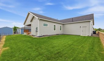 3216 LAND Ct, Cheyenne, WY 82001