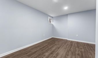 4107 MASSACHUSETTS Ave SE 9, Washington, DC 20019