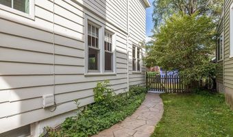 39 Hawthorne Ave, Albany, NY 12203